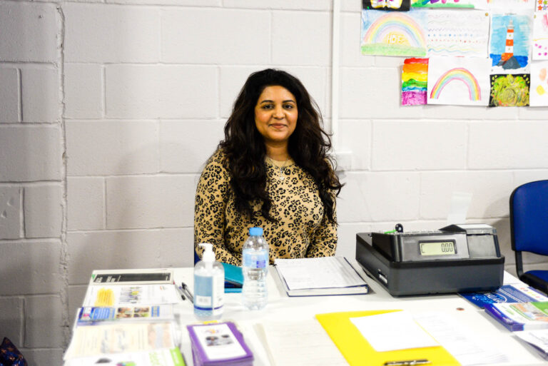 Foodshop volunteer